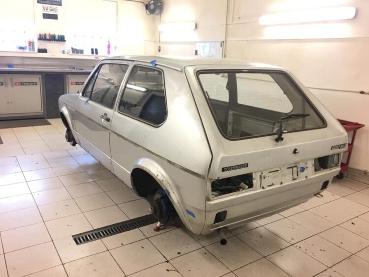 Přečtete si více ze článku Karosářské práce na VW Golf MK1