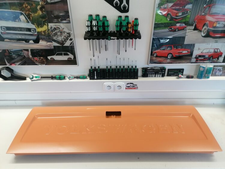 Přečtete si více ze článku Zadní víko pro VW Caddy MK1