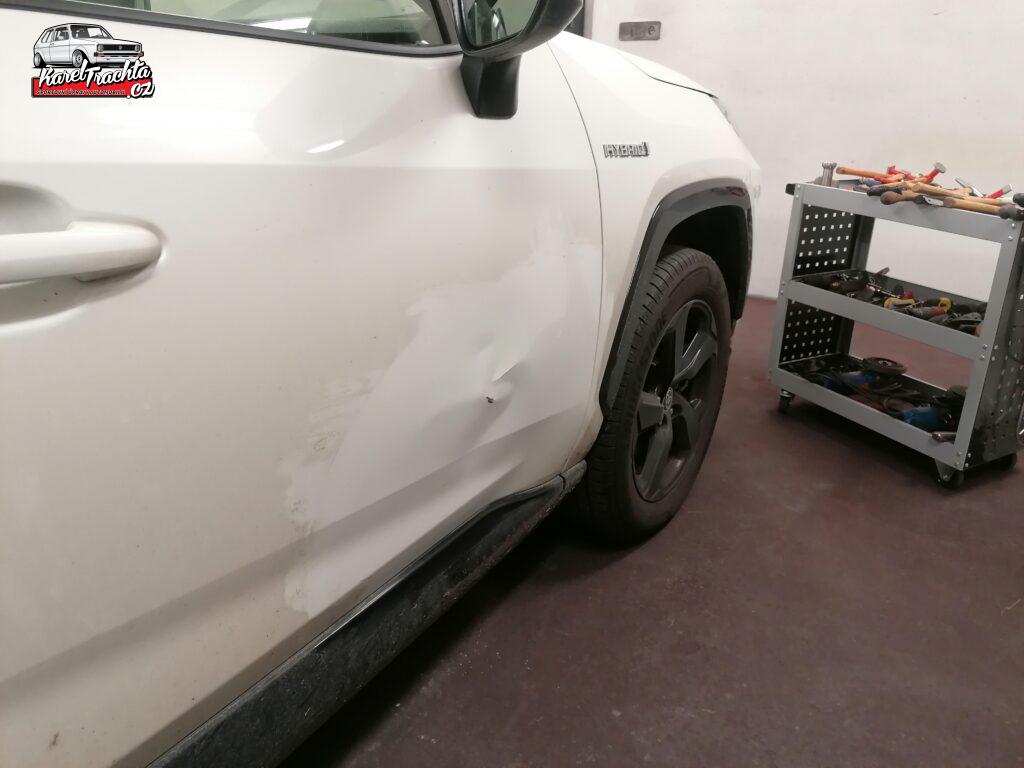 Přečtete si více ze článku Dveře Toyota RAV4