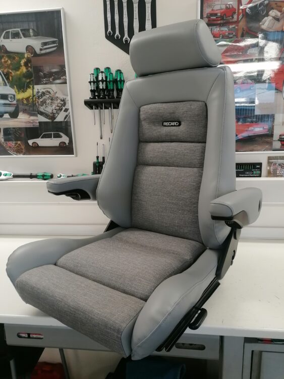 Přečtete si více ze článku Renovace sedaček Recaro pro VW T3